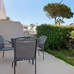 Lägenhet Paradise One Bedroom *