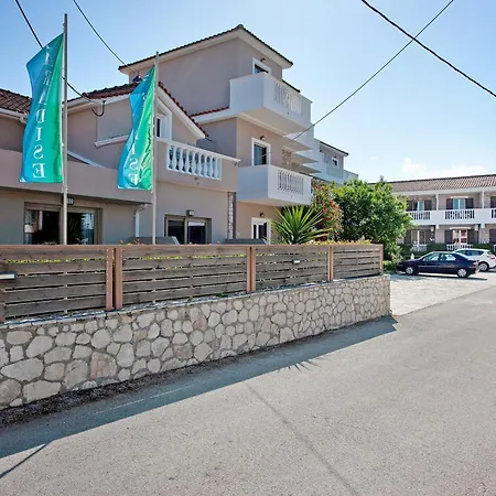 Apartament Paradise One Bedroom *
