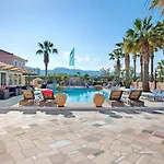 Paradise One Bedroom * זקינטוס טאון